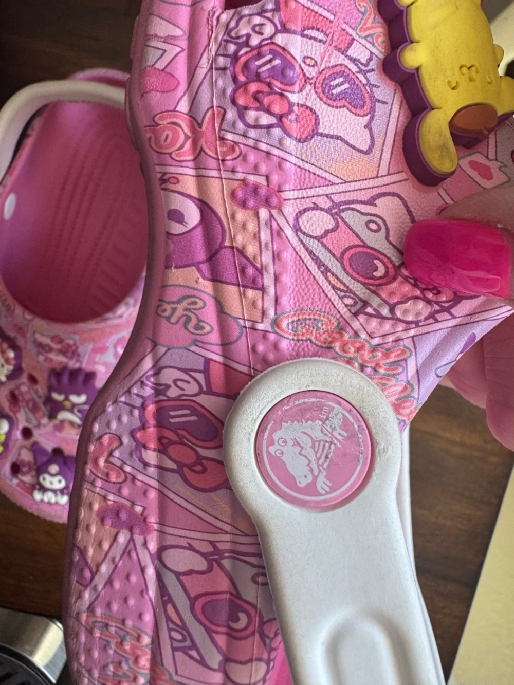 CROCS hello kitty